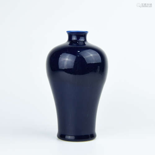 A Chinese Blue Glazed Porcelain Vase