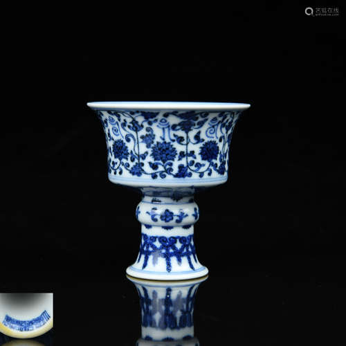 A Chinese Blue and White Porcelain Cup