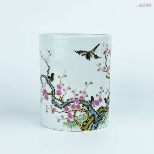 A Chinese Famille-Rose Porcelain Brush Pot