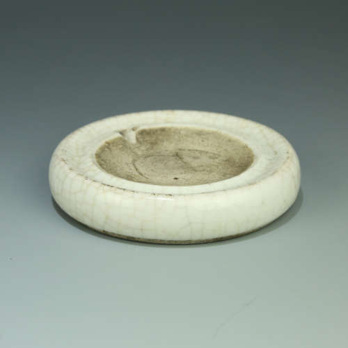 A Chinese Ge-Type Porcelain Ink Stone