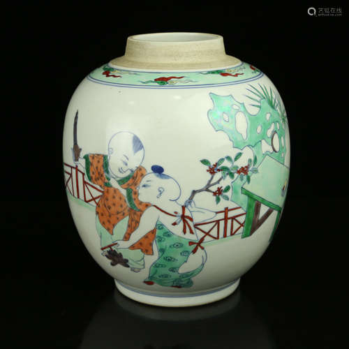 A Chinese Blue and White Porcelain Vase