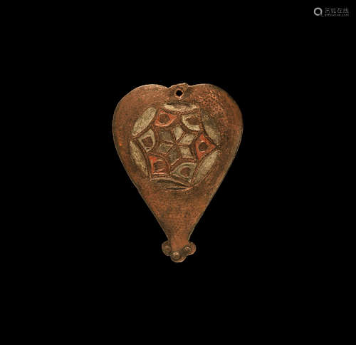 Medieval Harness Pendant with Sexofoil