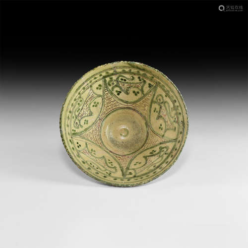 Islamic Glazed Bowl with Birds