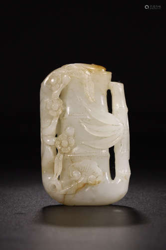 A HETIAN JADE CARVED BAMBOO SHAPED PENDANT