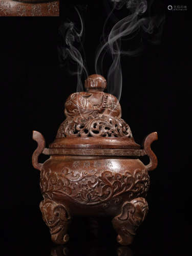 A BAMBOO CARVED HOLLOW FLOWER PATTERN CENSER