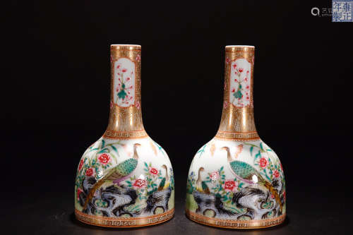 A   YONGZHENG MARK AUSPICIOUS FLOWERS PAINTED FAMILLE ROSE VASE