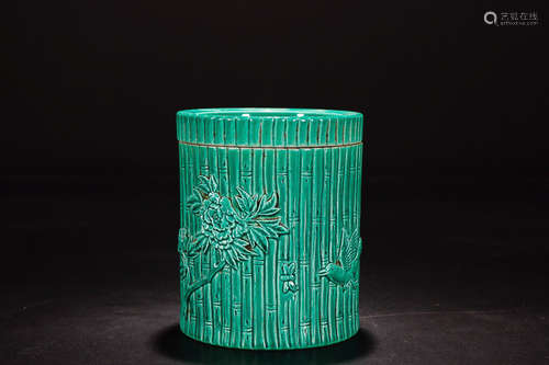 A GUANGXU MARKED  GREEN GLAZE TEA CANISTER