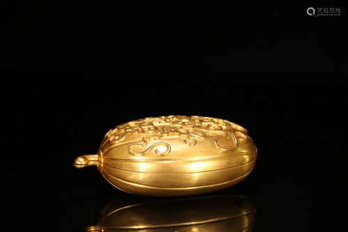 A GILT BRONZE BOX