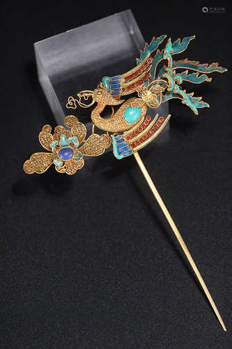 A PHOENIX DESIGN GOLD HAIRPIN