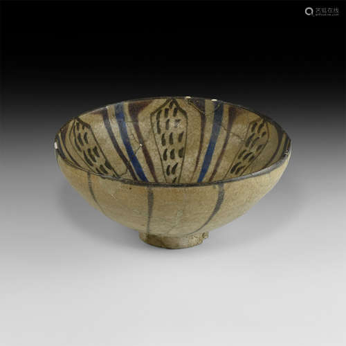 Islamic Glazed Bowl with Flower