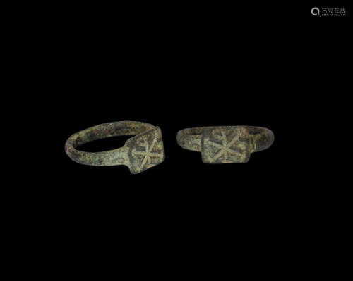 Late Roman Ring with Chi-Rho