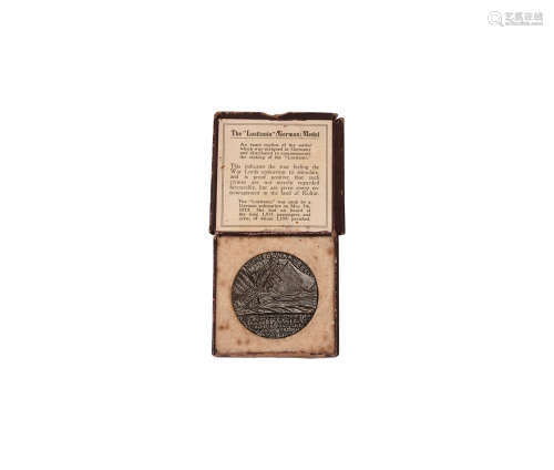 WW I - Lusitania - British Replica 'German' Medal