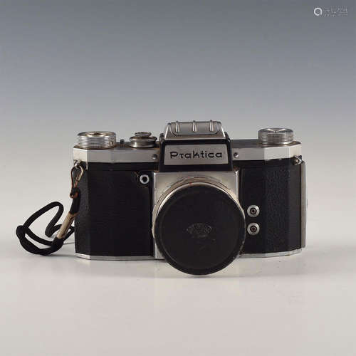 PRAKTIKA VINTAGE GERMAN SLR CAMERA, PRIMAGON LENS