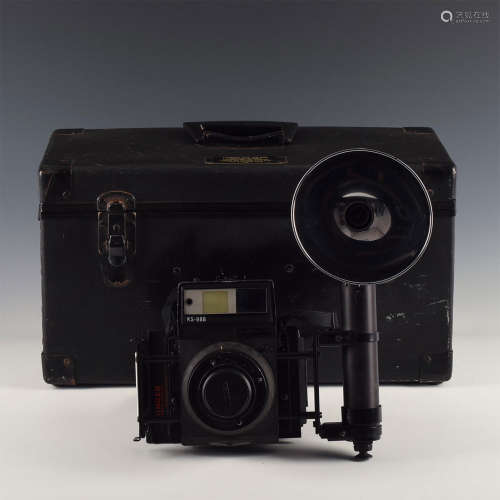 VINTAGE MILLITARY ISSUE GRAFLEX KS-98B OUTFIT IN CASE