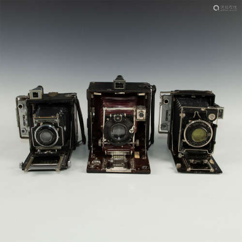 LOT OF 3 LARGE HIGHLY ORNAMENTED ANTIQUE PRESS CAMERAS