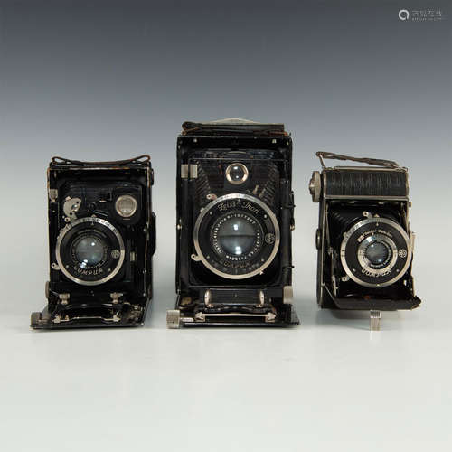 GROUP OF 3 VINTAGE ZEISS IKON FOLDING CAMERAS