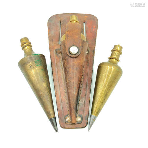 LOT OF 3 VINTAGE BRASS PLUMB BOBS, 1 LEATHER BELT CASE