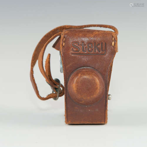 STEKY MODEL III SUBMINIATURE SPY CAMERA & LEATHER CASE