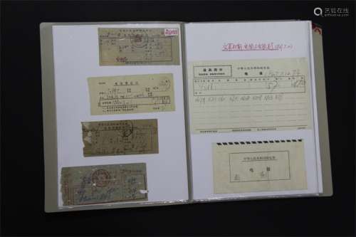 民国至新中国文革时期电报集藏一册67件，含电报封、电报执据、电报密码等。请预览。