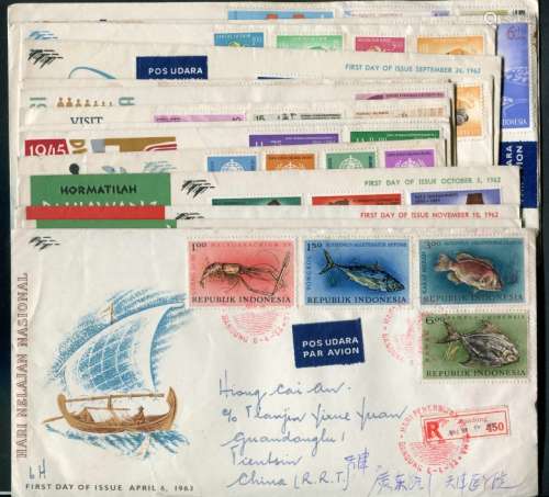 1960-62年印尼寄天津贴纪念、特种邮票首日航空封一组16件，邮票品种无重复。保存完好。
