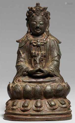 Bodhisattva Guanyin. Bronze. Ming-ZeitIm Meditationssitz auf einem doppelten Lotossockel, die