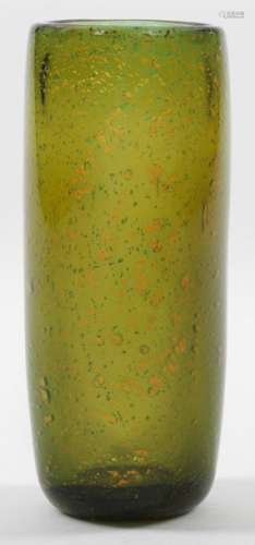 Bechervase Dickwandiges, grünes Glas mit Goldfolie…
