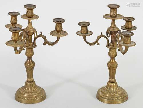 Paar Louis XVI Girandolen 4 flg.; Bronze. Baluster…