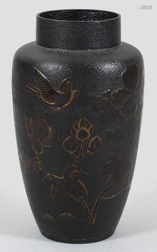 Japanische Vase mit Lackdekor Eisenguss. Amphorenf…