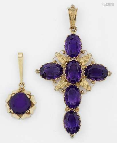 Zwei Amethyst Anhänger Gelbgold, gest. 585. Schaus…