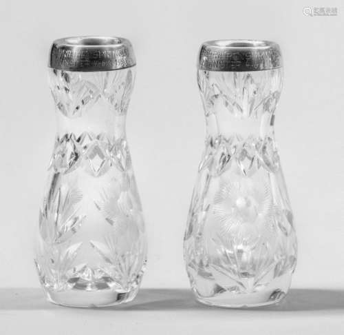 Paar Kristallglas Vasen mit Silbermontierung Kegel…