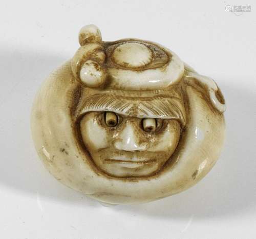 Spielzeug Netsuke Elfenbein, geschnitzt. Aus einem…