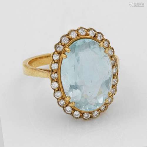 Feiner Aquamarinring Gelbgold, gest. 750. Zentral …