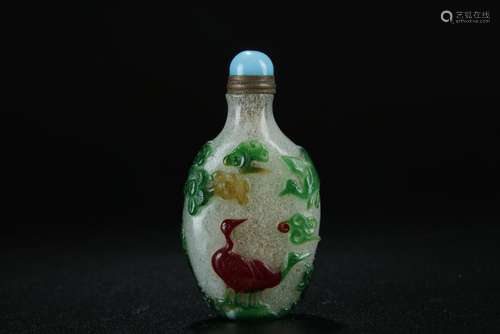 Rare triple-colour overlay peking glass snuff bottle;