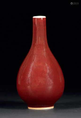 清乾隆 祭红釉胆瓶