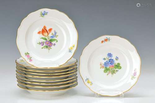 10 pastry plates, Meissen, 2. H. 20. th c., strewn