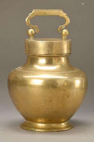 Cover vessel, Italy, around 1870, brass, gold