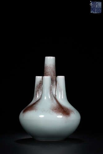 A QIANLONG MARK CELADON GLAZE VASE WITH FIVE TUBE OPENING