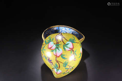 A CLOISONNE BOX IN PEACH SHAPE