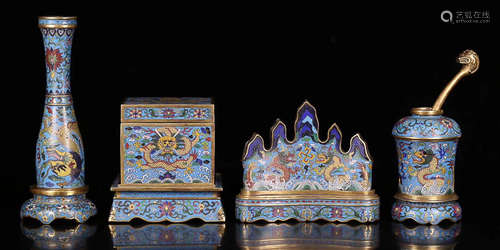 A SET OF ROYAL CLOISONNESTATIONERIES