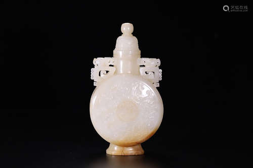 A HETIAN JADE DOUBLE EAR VASE CRAVED WITH AUSPICIOUS DESIGN