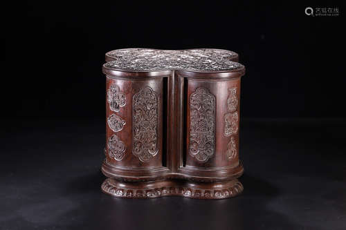 A ROYAL STYLE ZITAN WOOD BOX WITH FIFTEEN PIECES OF HETIAN JADE ORNAMENT AND PARTIAL HUANGYANG WOOD DETAIL