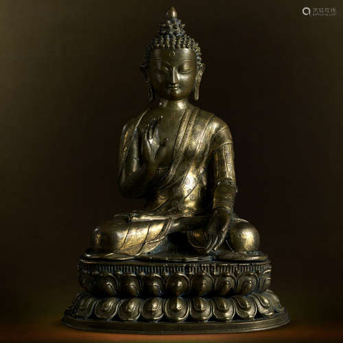 十三世纪 铜局部鎏金释迦牟尼佛坐像