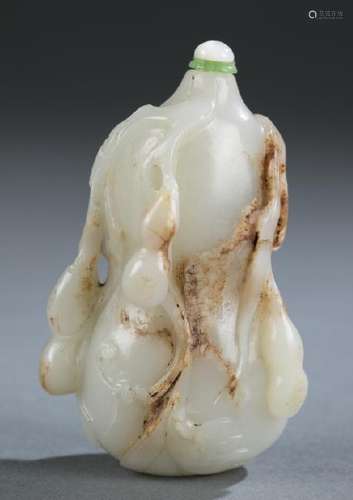 Jade gourd snuff bottle.