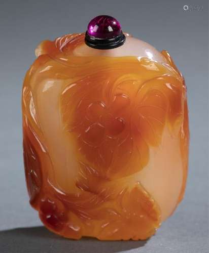 Carnelian snuff bottle.