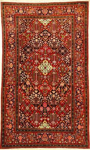 Fine Isfahan 'Ahmad' Rug (Hadji Khanumi- Style),