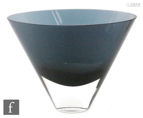 A 1961 Nuutajarvi Notsjo Sommerso glass vase designed by Kaj Franck, of compressed flared form,