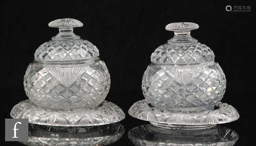 A pair of early 19th Century table bowls circa 1820,