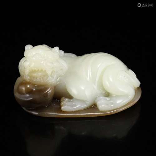 Superb Chinese Hetian Jade Fortune Pixiu Statue