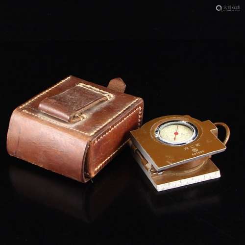 Vintage Chinese Brass Compass & Smart-cover