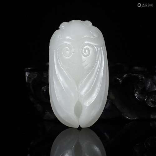 Superb Chinese White Hetian Jade Pendant - Cicada